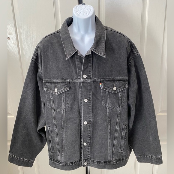 NEW wTag-LEVI’S Premium Black Washed PRIDE Collection Denim Jacket 3XL - Picture 2 of 4